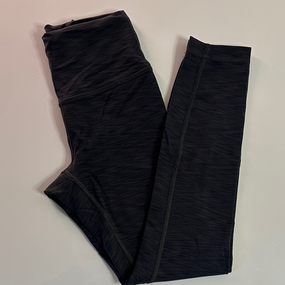 Wundertrain 25” Heather Grey Leggings - Size 4
